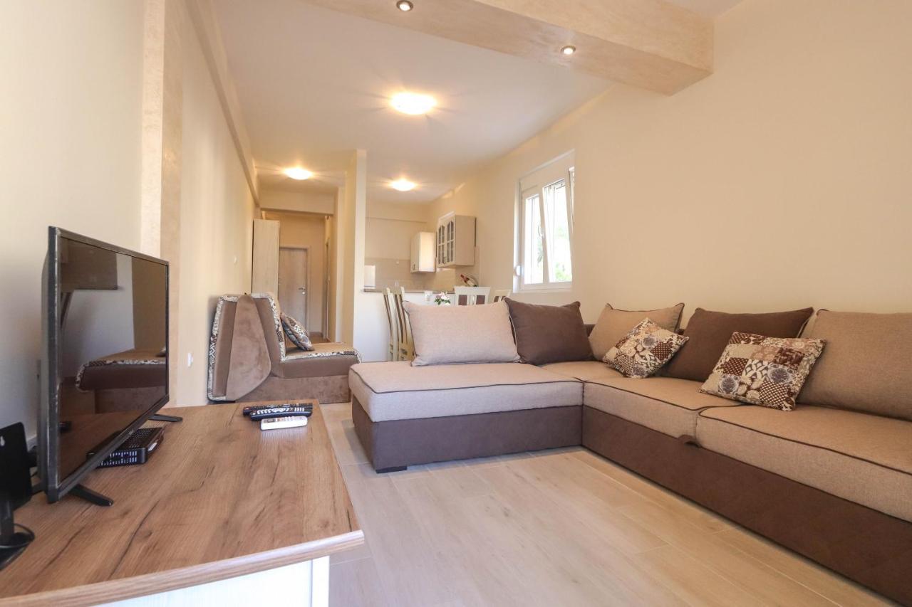 Sea Star Luxury Apartment كوتور المظهر الخارجي الصورة