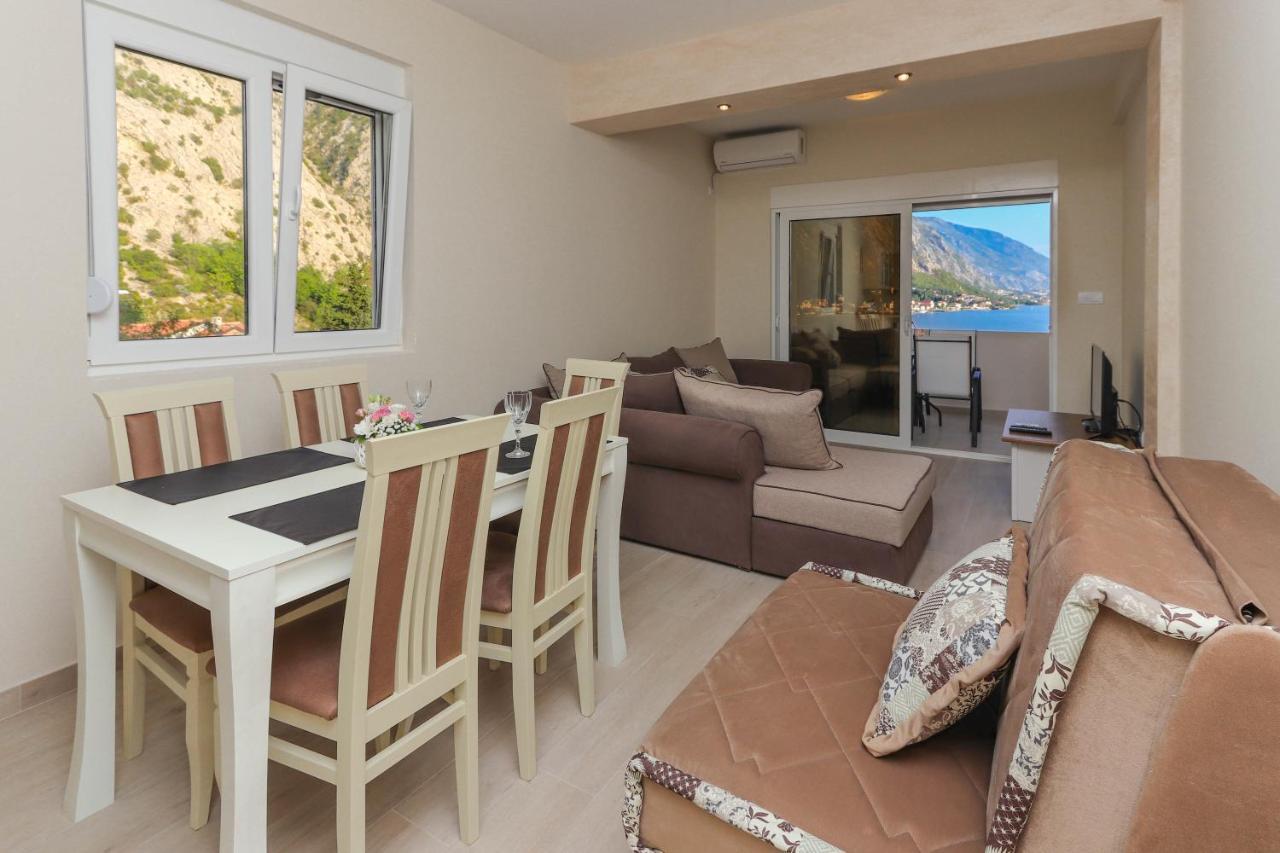 Sea Star Luxury Apartment كوتور المظهر الخارجي الصورة